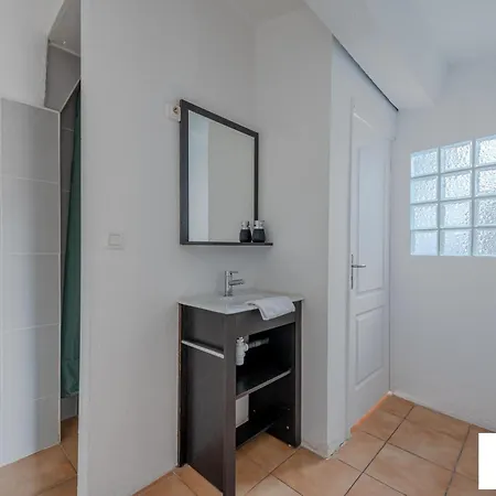 L'onyx Studio City Apartment *