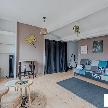 L'onyx Studio City Apartment *